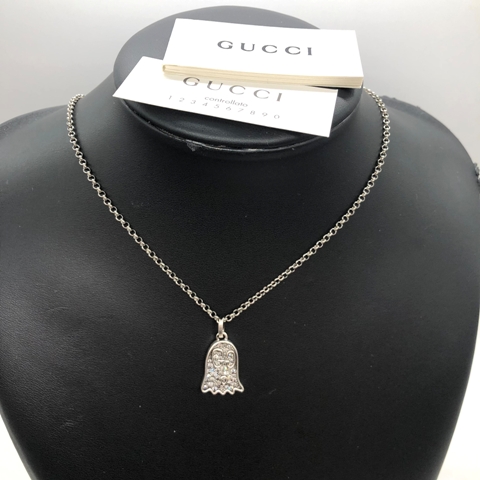 GUCCI パヴェダイヤモンド ゴーストネックレス